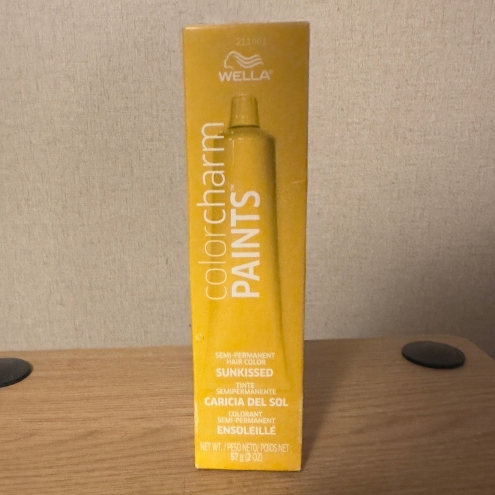 Wella Color Charm Paints Semi Hair Color in sun kissed Yellow dye